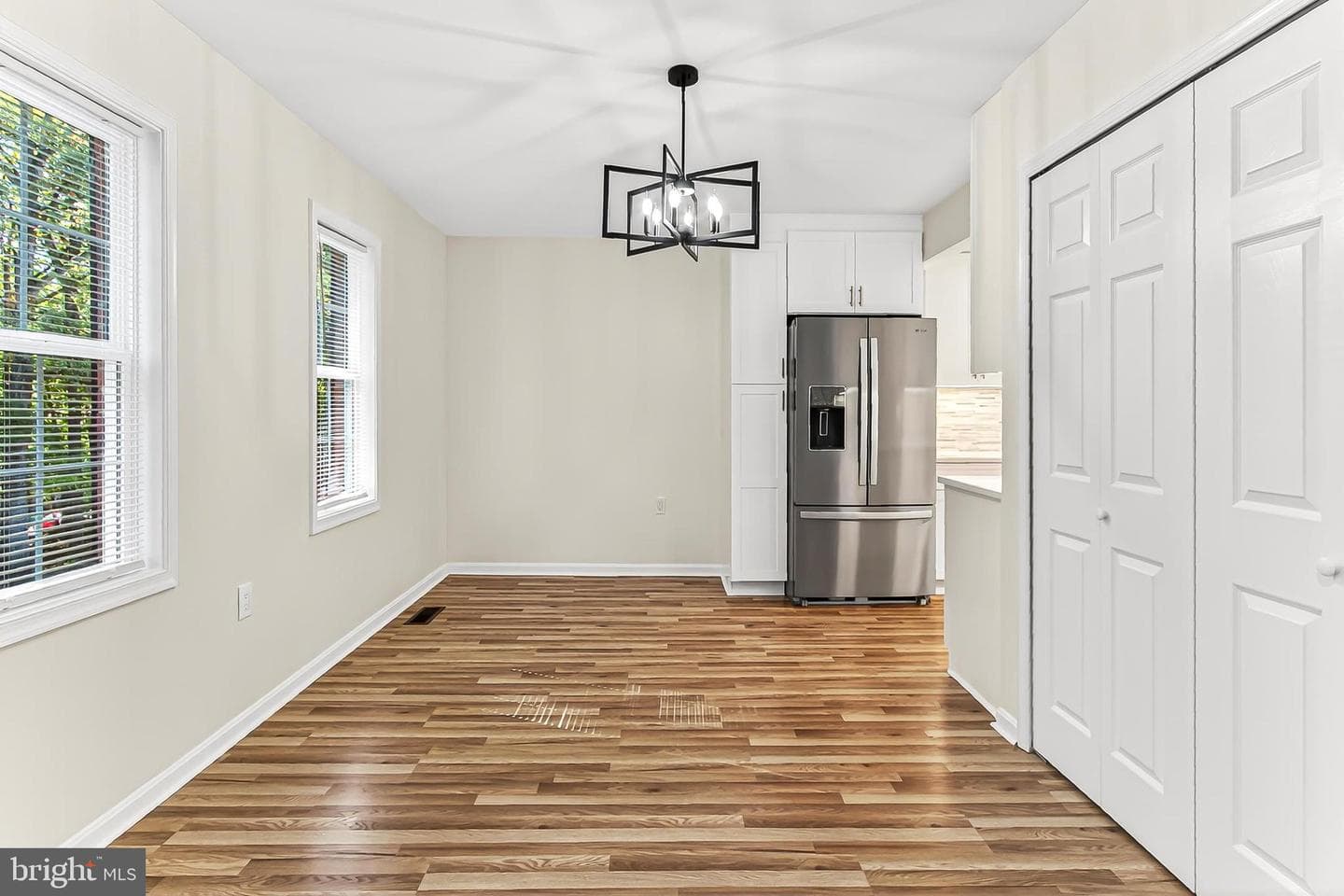 5848 Kara Place photo 8