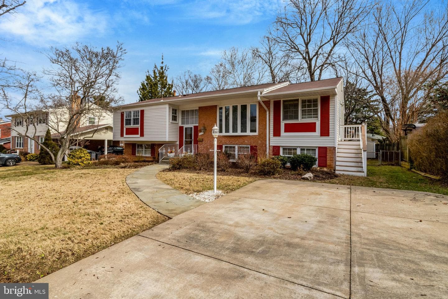 6009 Jennings Lane photo 3