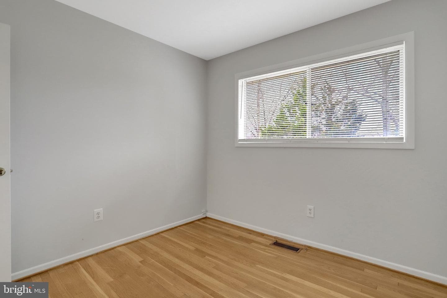 6009 Jennings Lane photo 34