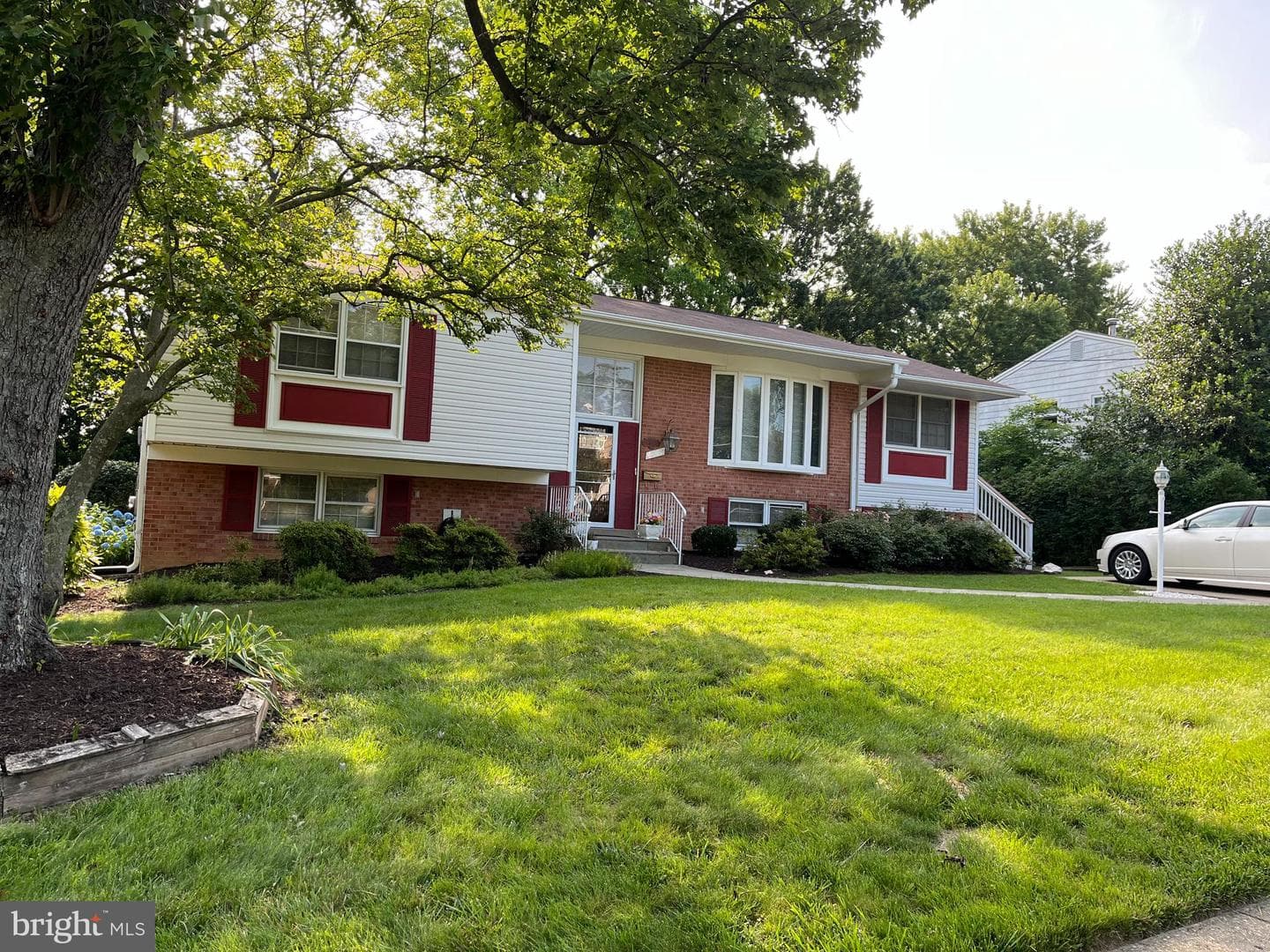 6009 Jennings Lane photo 5