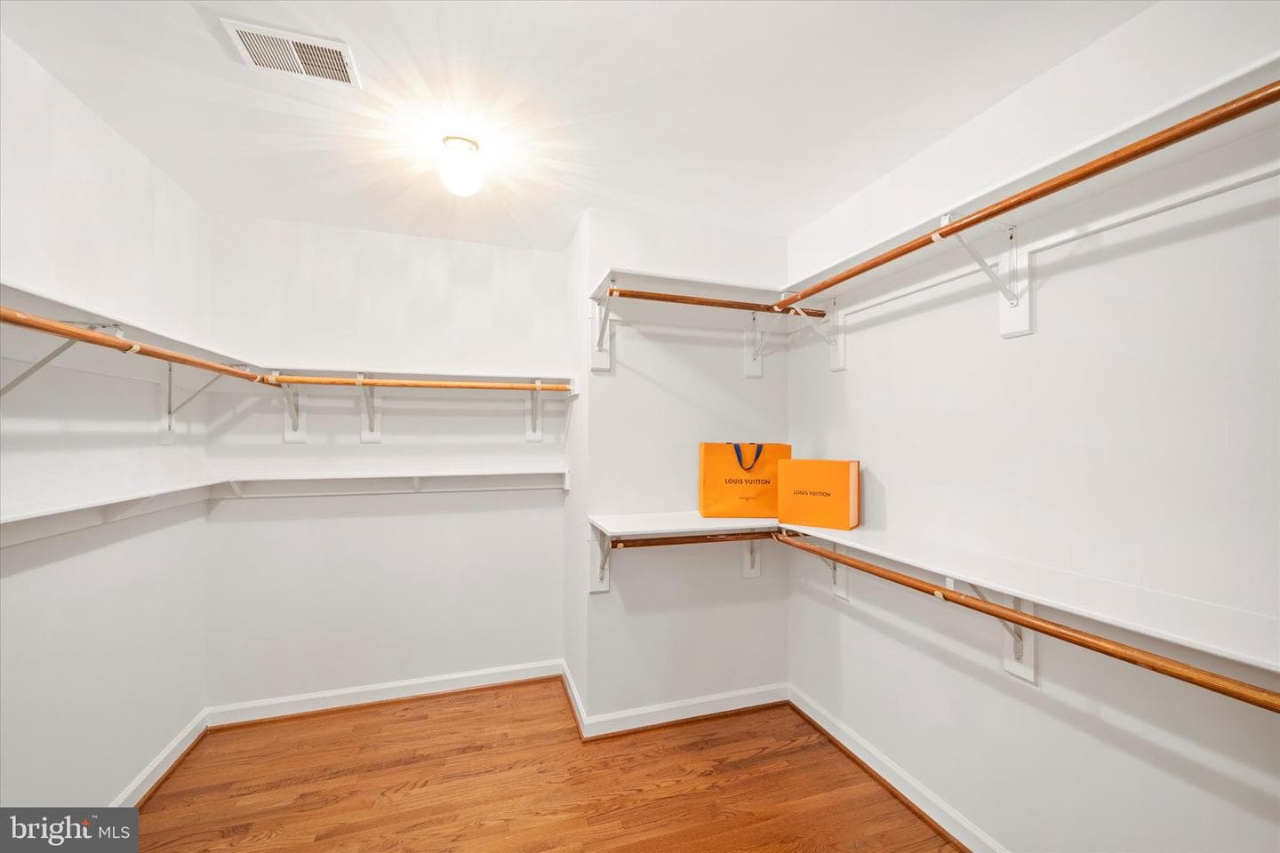 5495 Rockpointe Drive photo 36