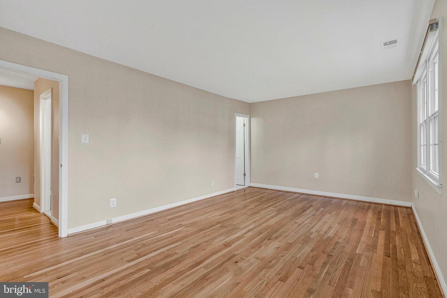 6604 McLean Court photo 17