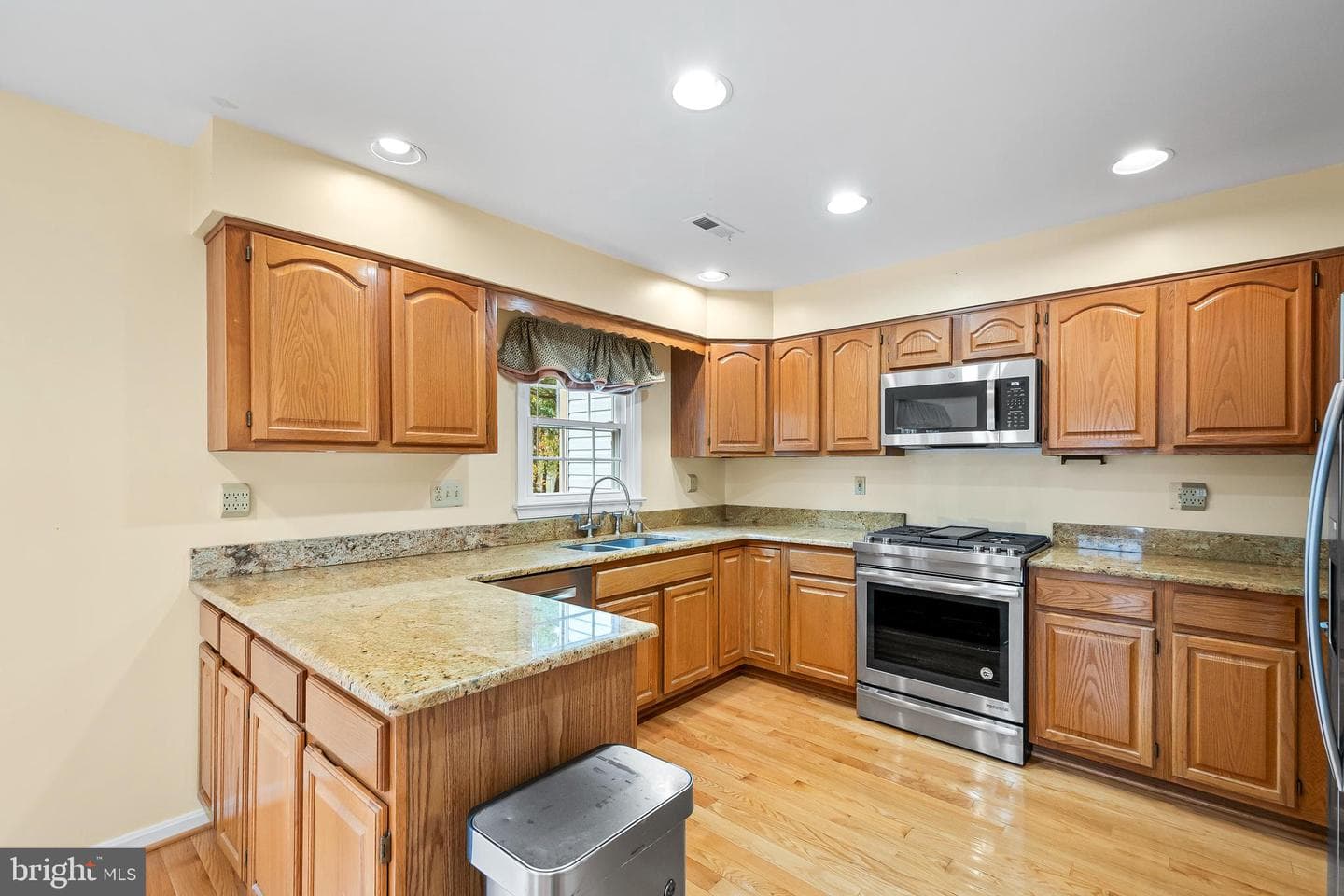 8019 Tanworth Court photo 15