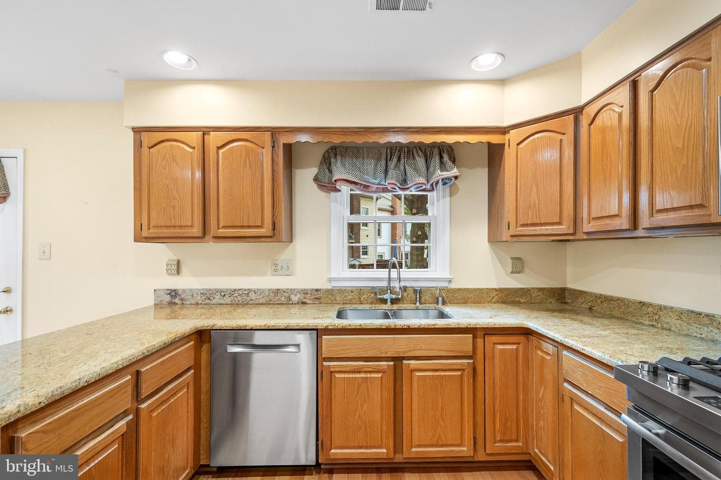 8019 Tanworth Court photo 17