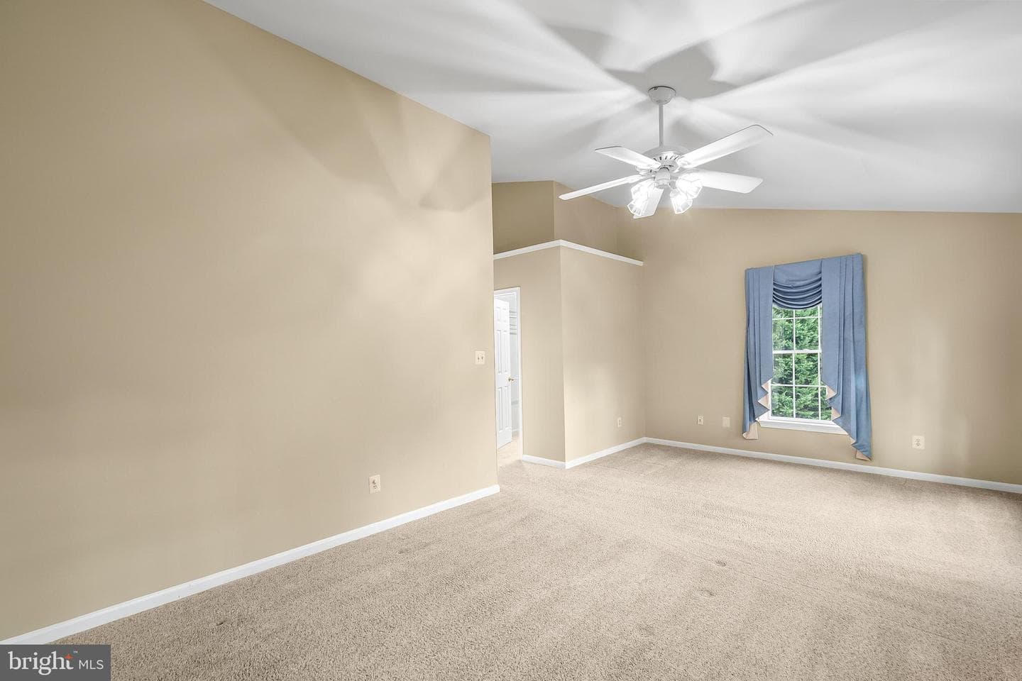 8019 Tanworth Court photo 27