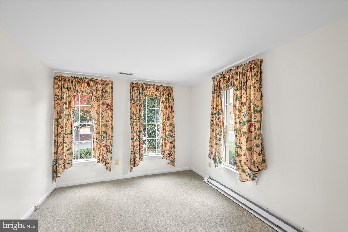 8019 Tanworth Court photo 33