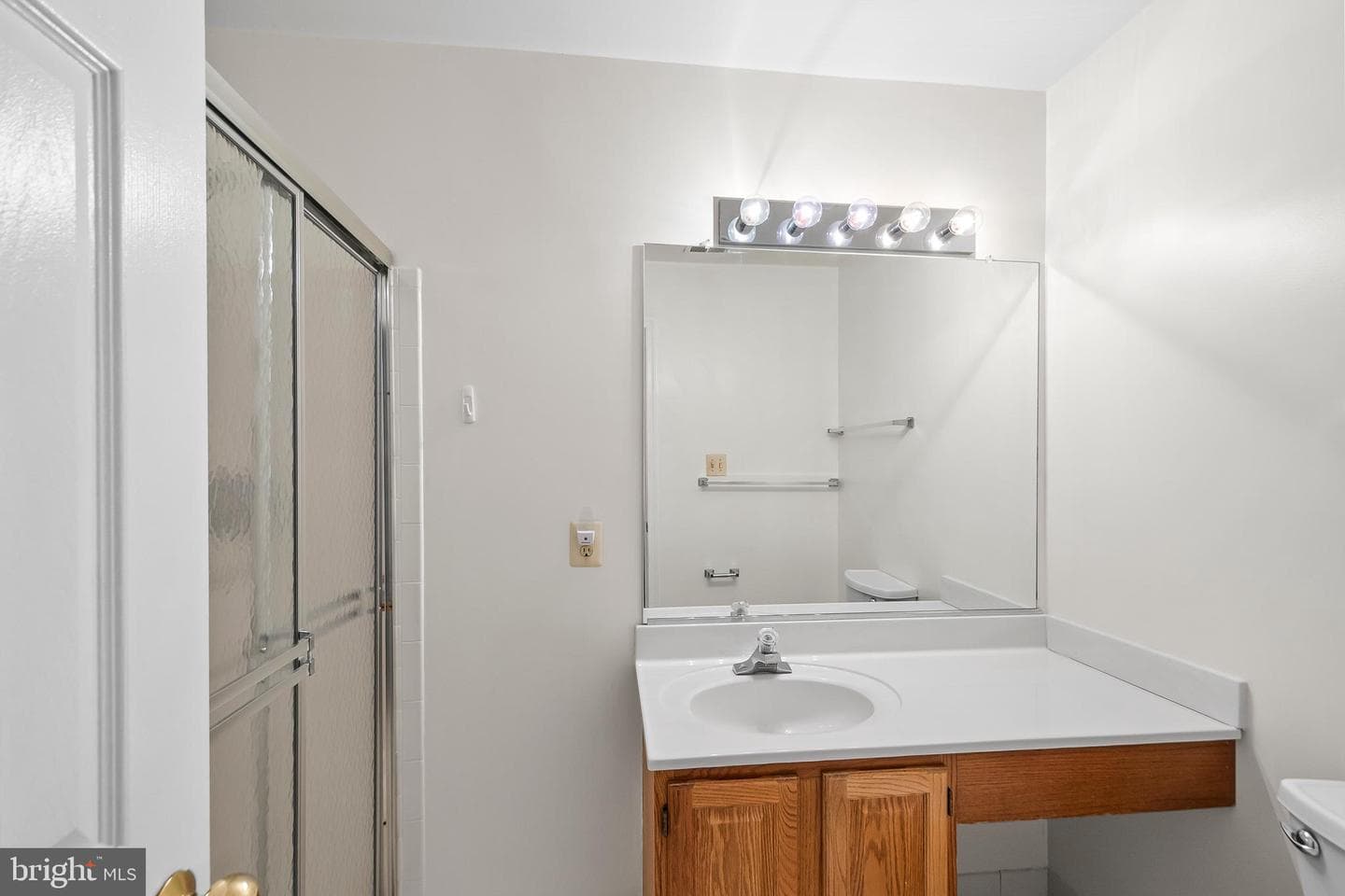 8019 Tanworth Court photo 34