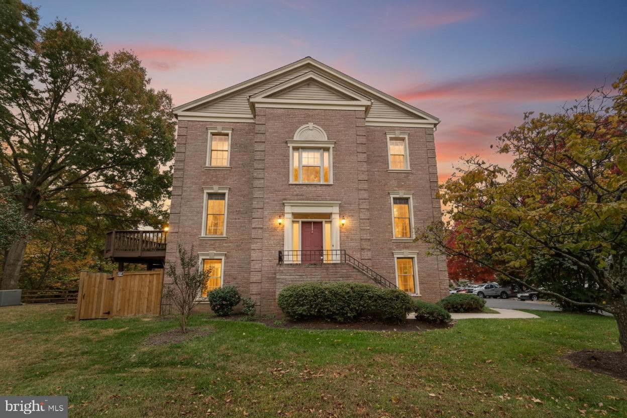 8019 Tanworth Court photo 4