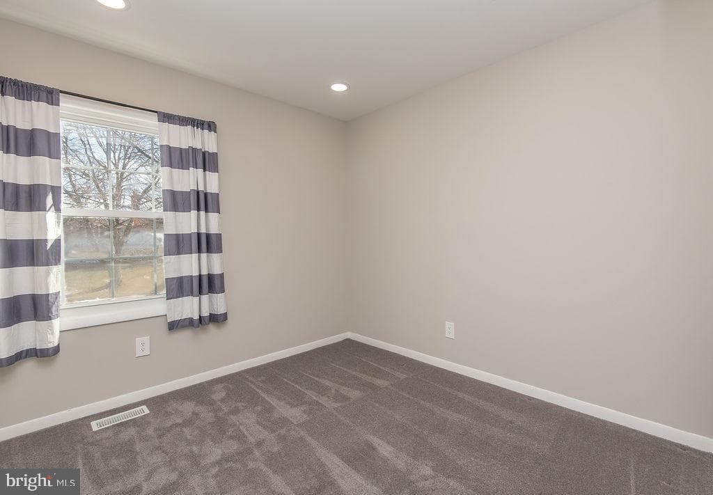 811 Fall Place photo 10