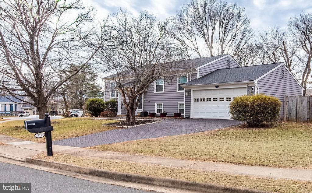 811 Fall Place photo 28