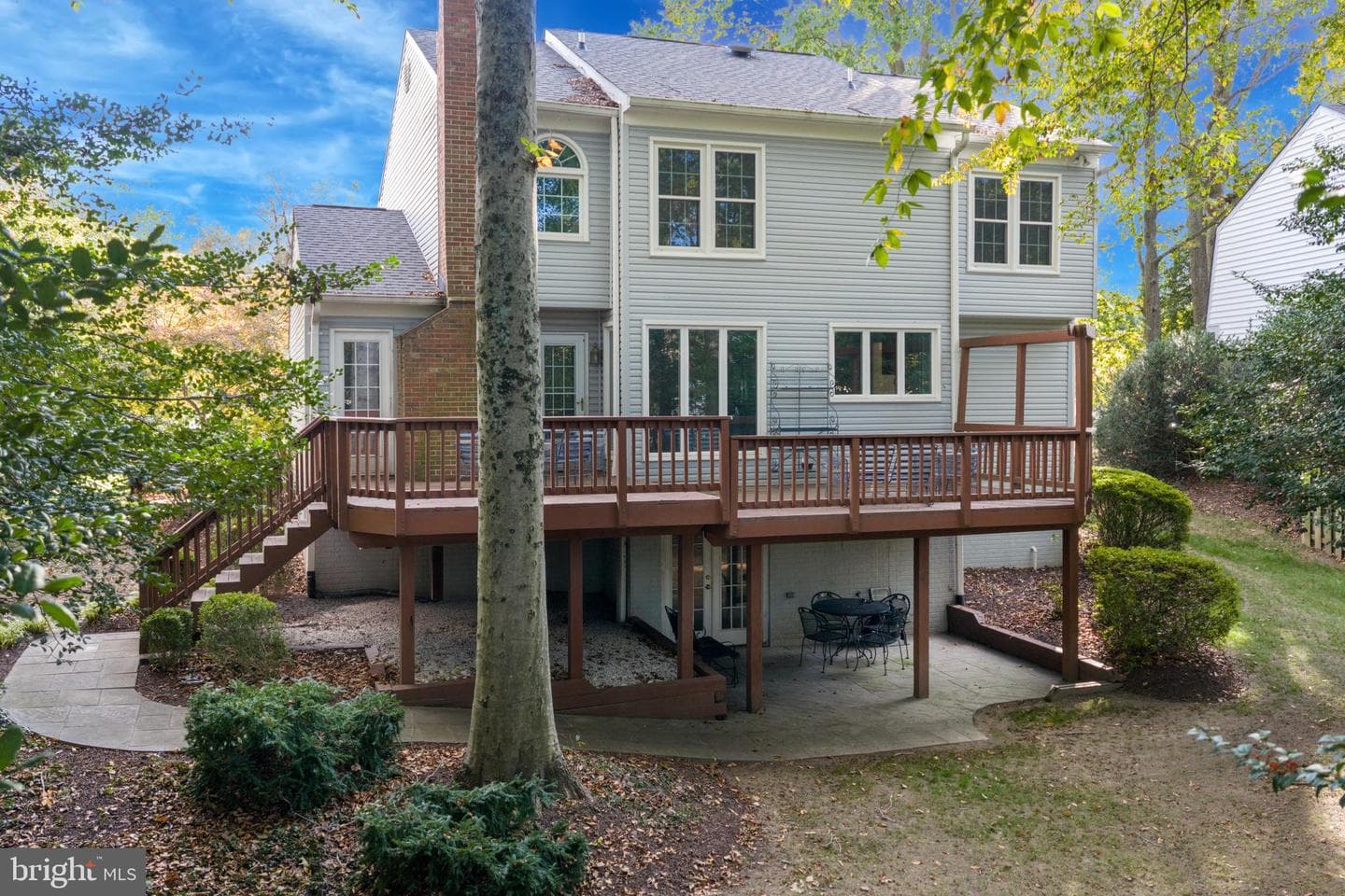 9596 Oakington Drive photo 3