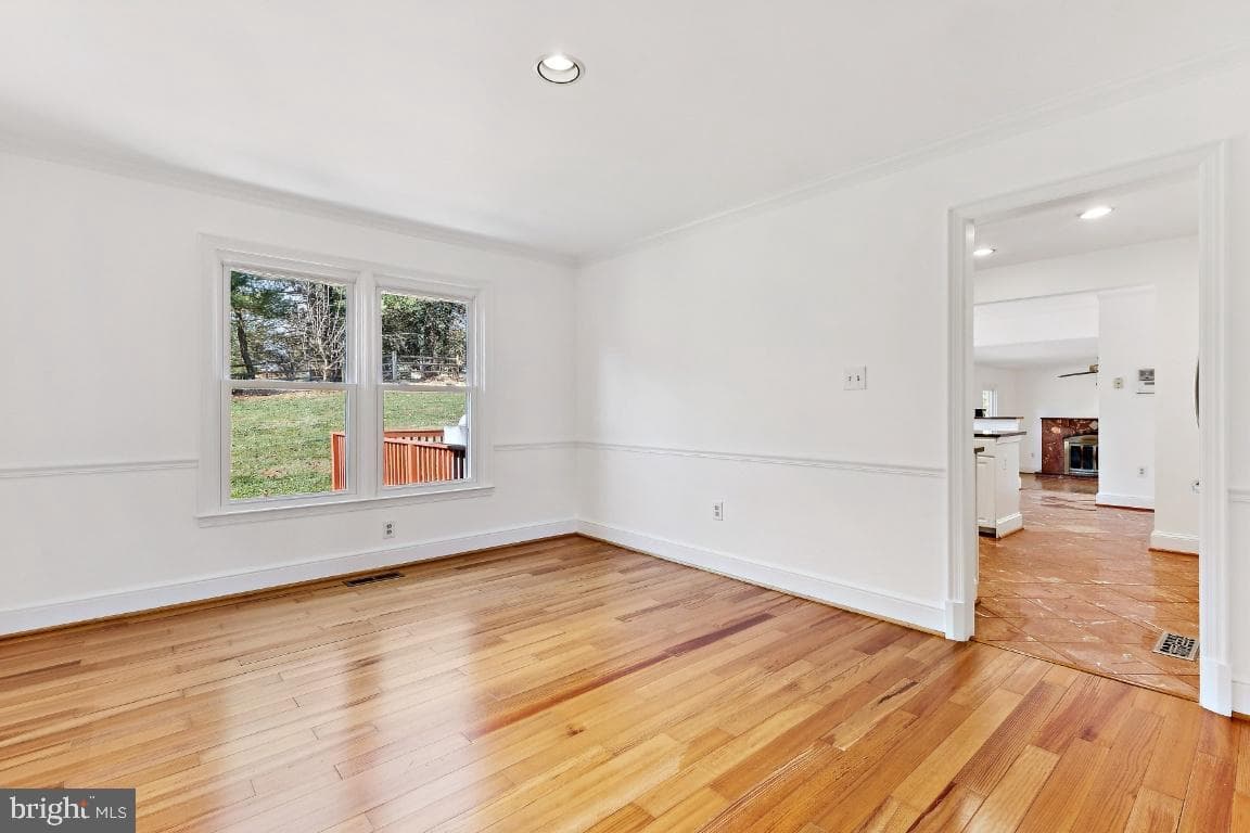 2724 Berryland Drive photo 5