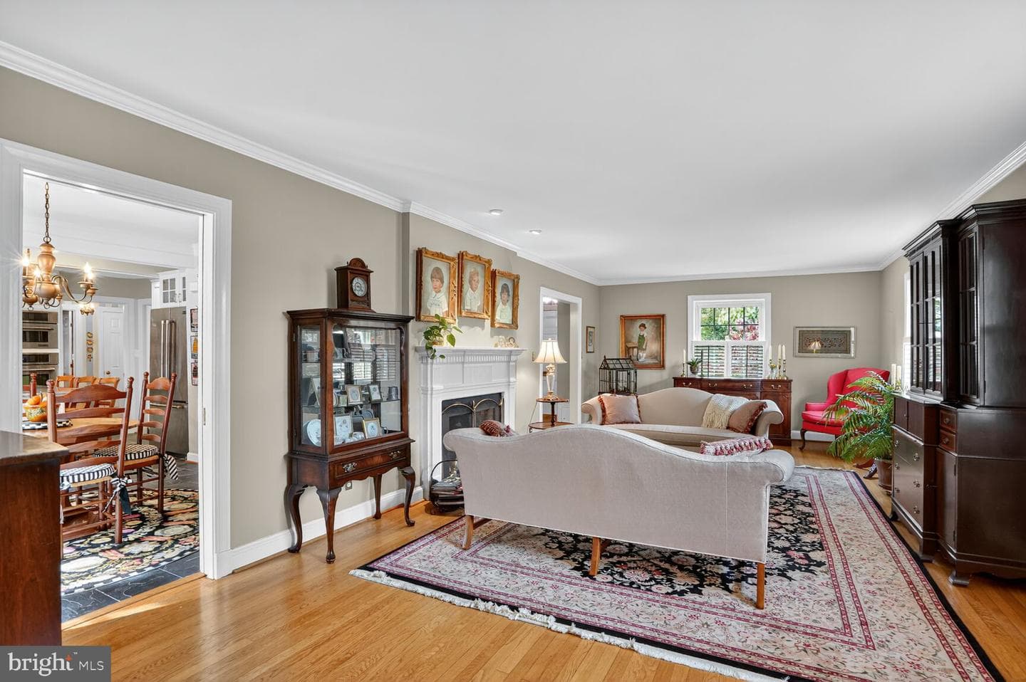 6039 Edgewood Terrace photo 4