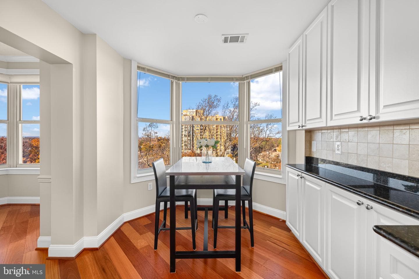 11776 Stratford House Place #907 photo 14