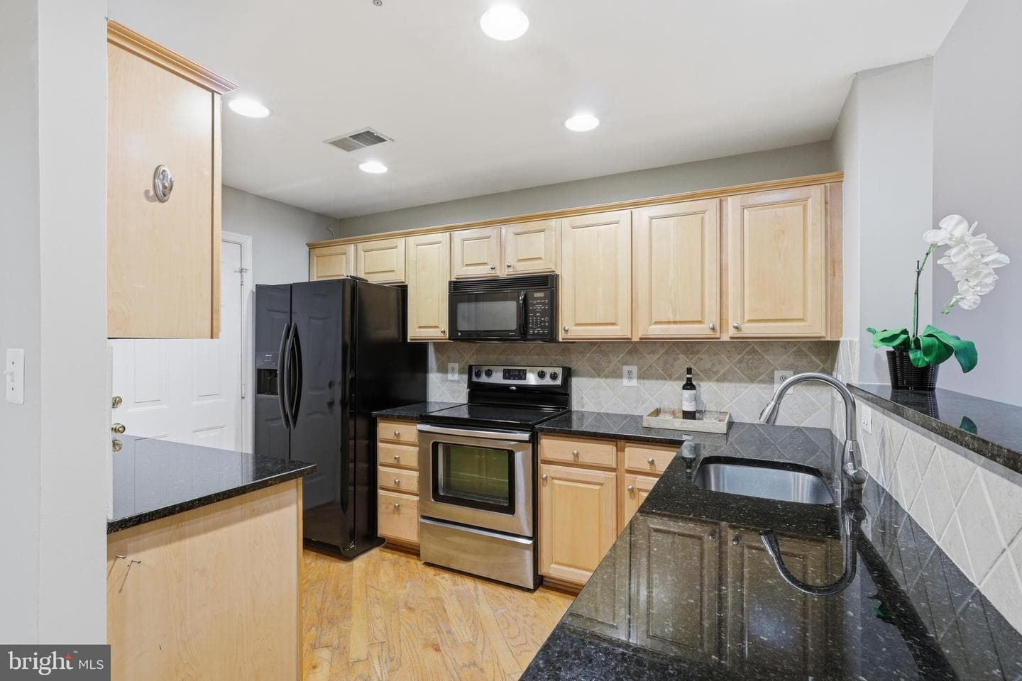 1934 Crescent Park Drive #28-A photo 10