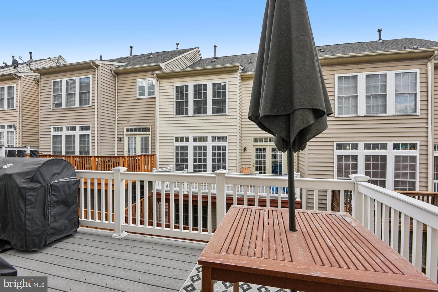 8408 Chaucer House Court photo 40