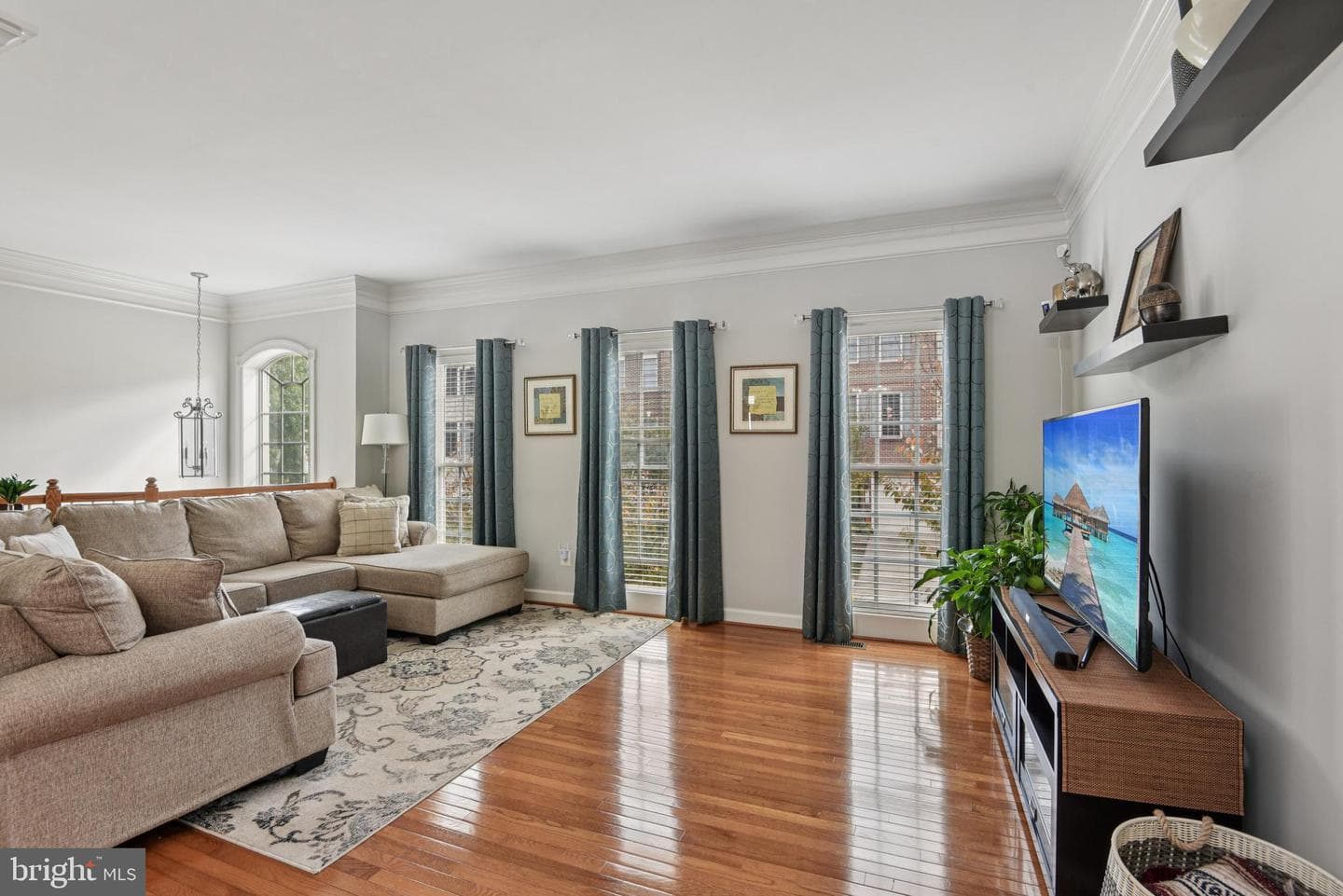 8408 Chaucer House Court photo 8