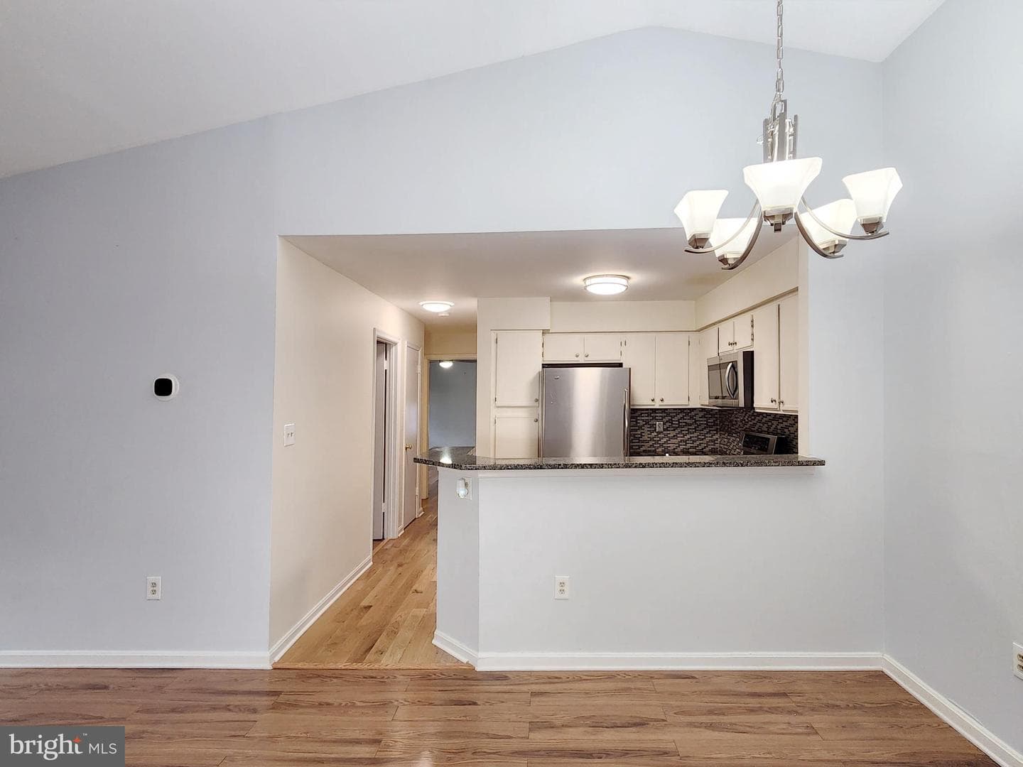 6923 Victoria Drive #k photo 7
