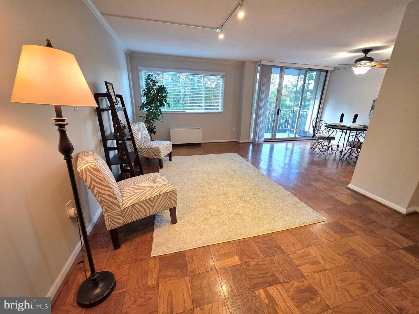 2059 Huntington Avenue #312 photo 2