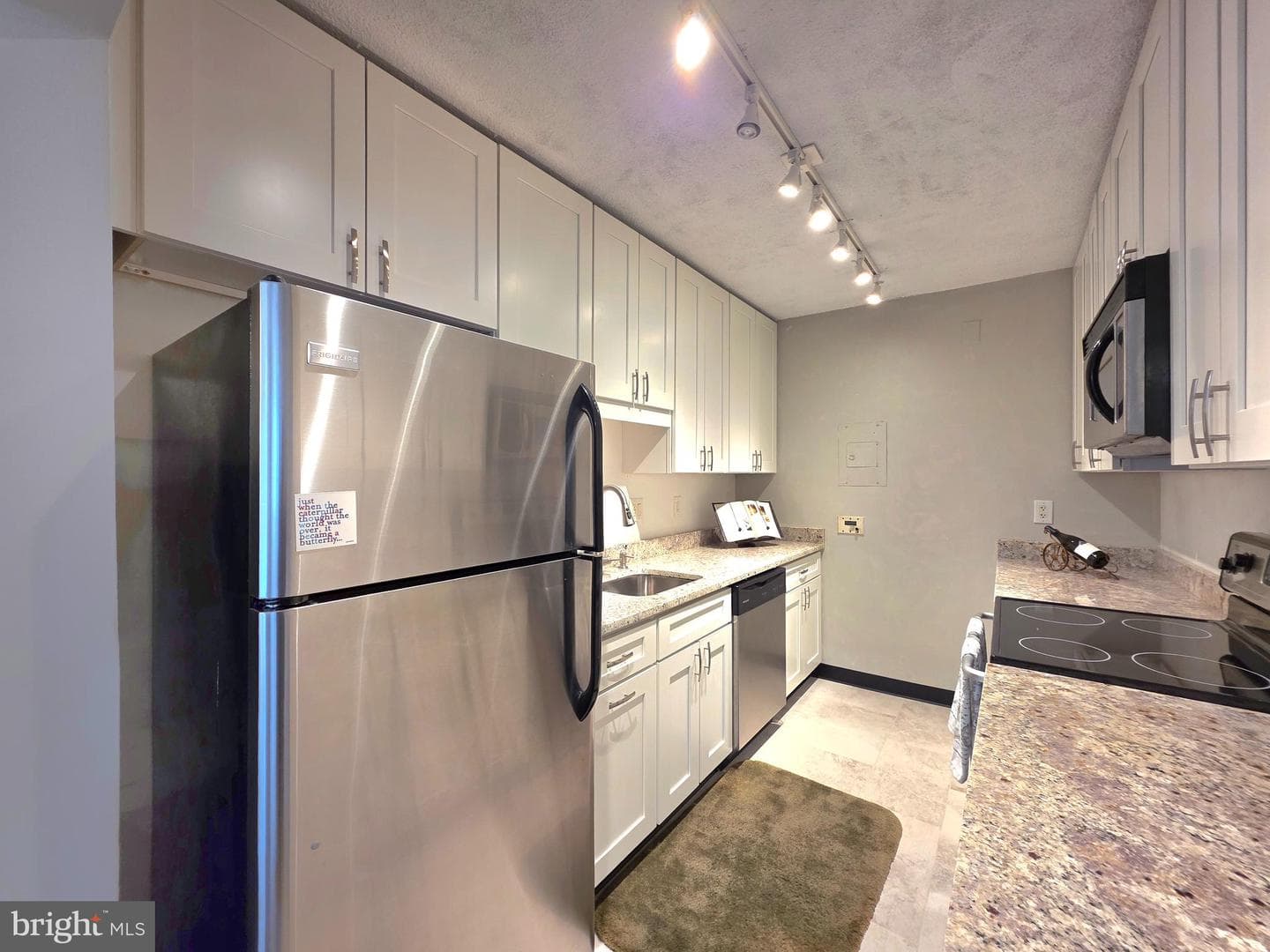 2059 Huntington Avenue #312 photo 7