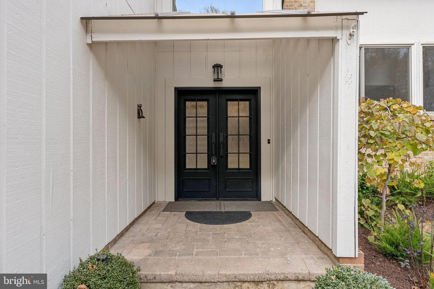 11000 Oakton Woods Way photo 3
