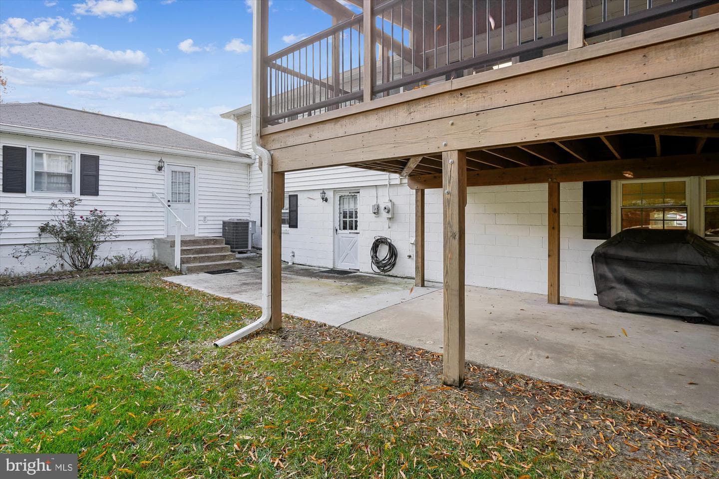 4300 Fielding Street photo 8