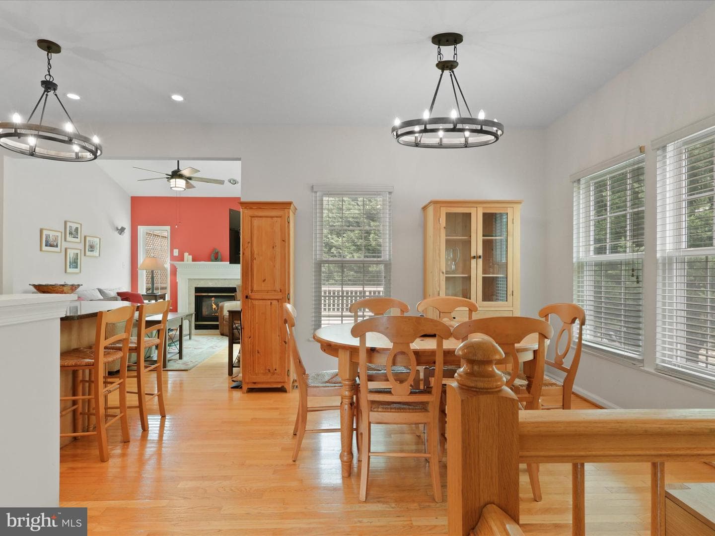 7755 Effingham Square photo 7