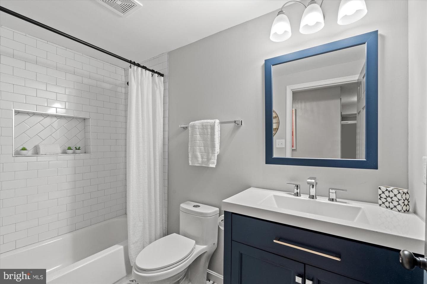 934 Harriman Street photo 39