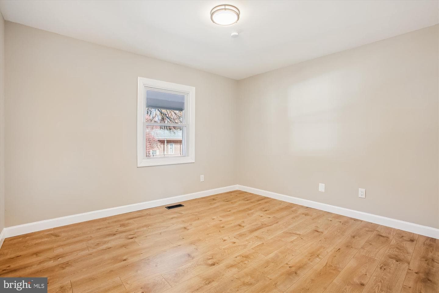 9075 Andromeda Drive photo 11