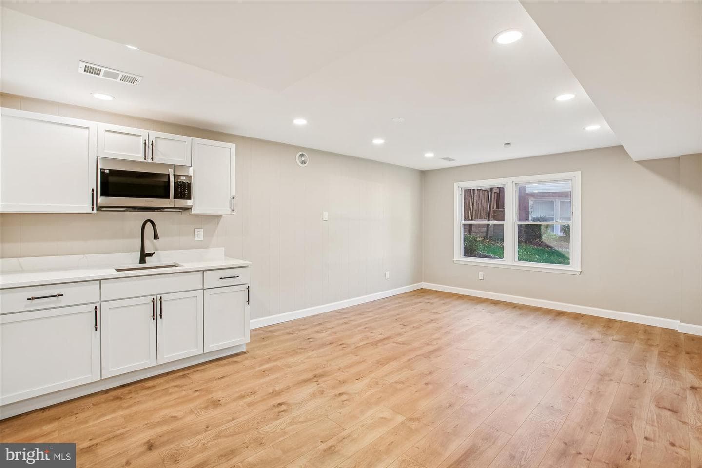 9075 Andromeda Drive photo 15