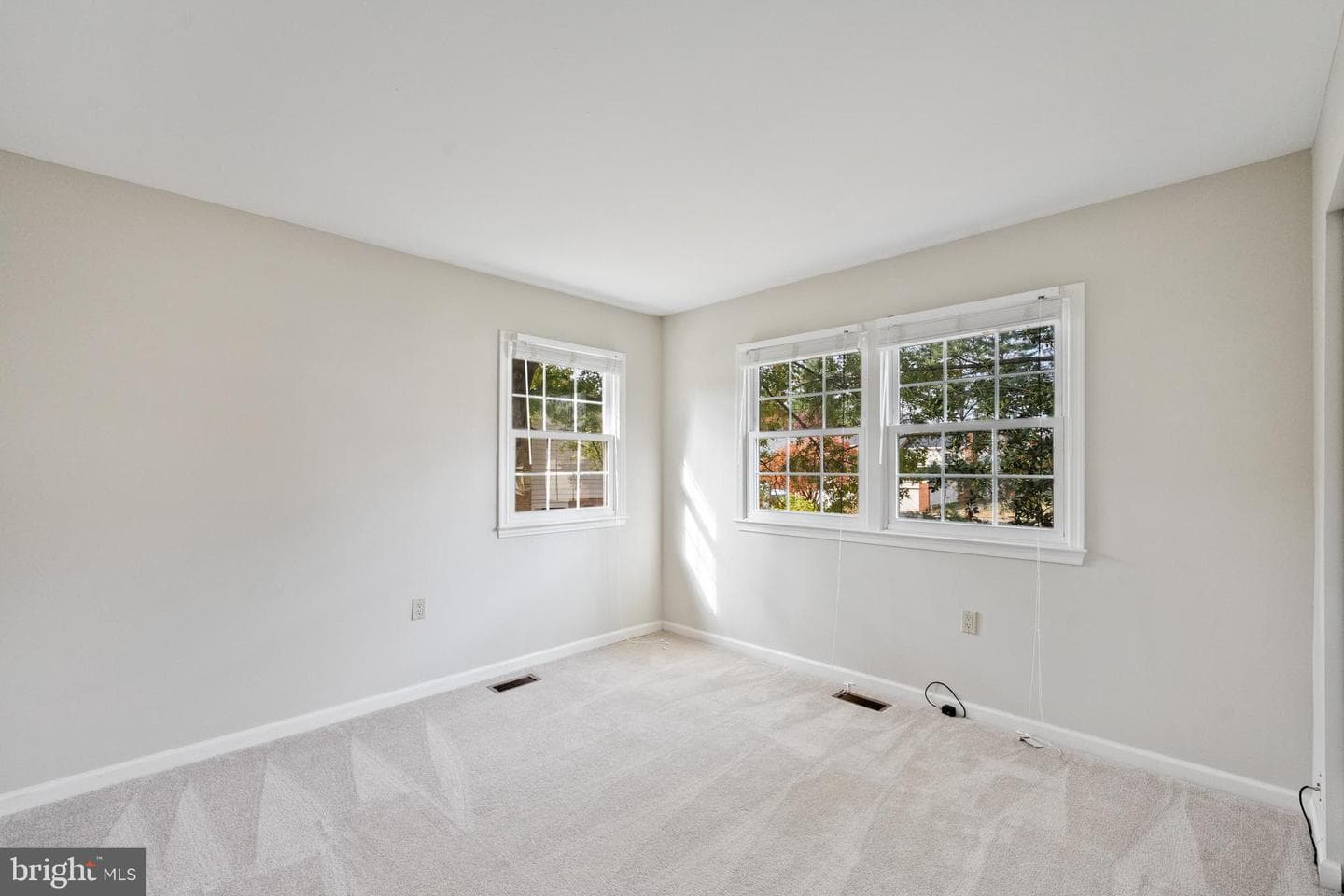 713 Hunter Ct SW photo 32