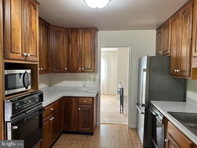 9508 Old Creek Drive photo 11