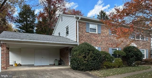 9508 Old Creek Drive photo 2