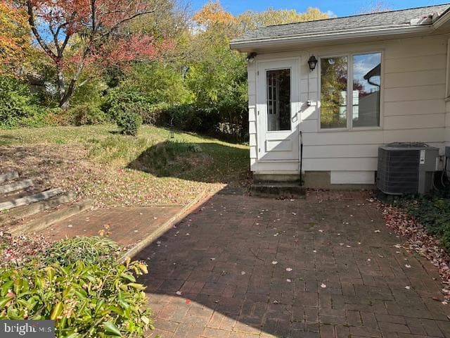 9508 Old Creek Drive photo 24