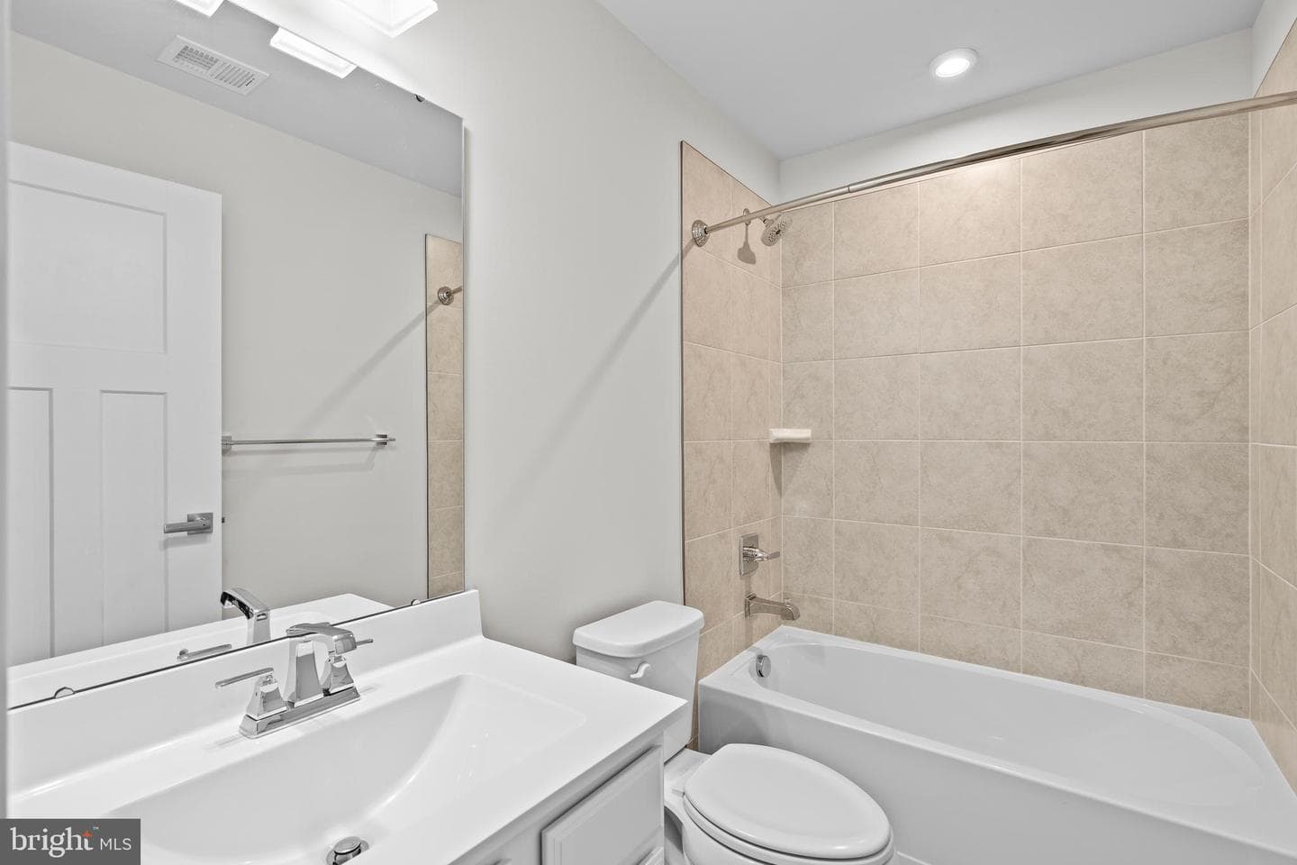 14024 Sunrise Valley Drive photo 28