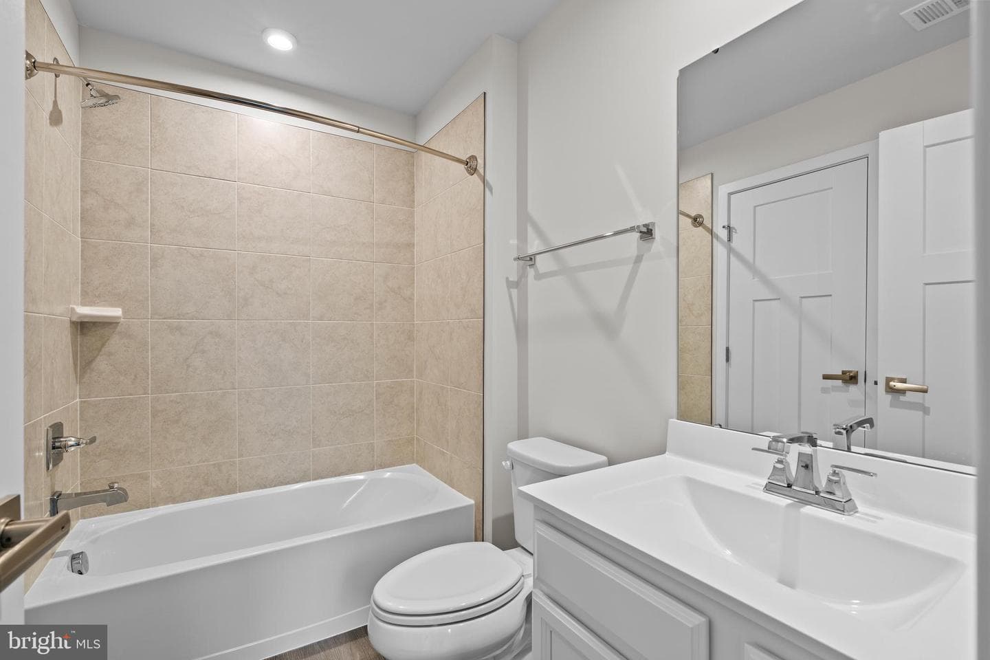 14024 Sunrise Valley Drive photo 7