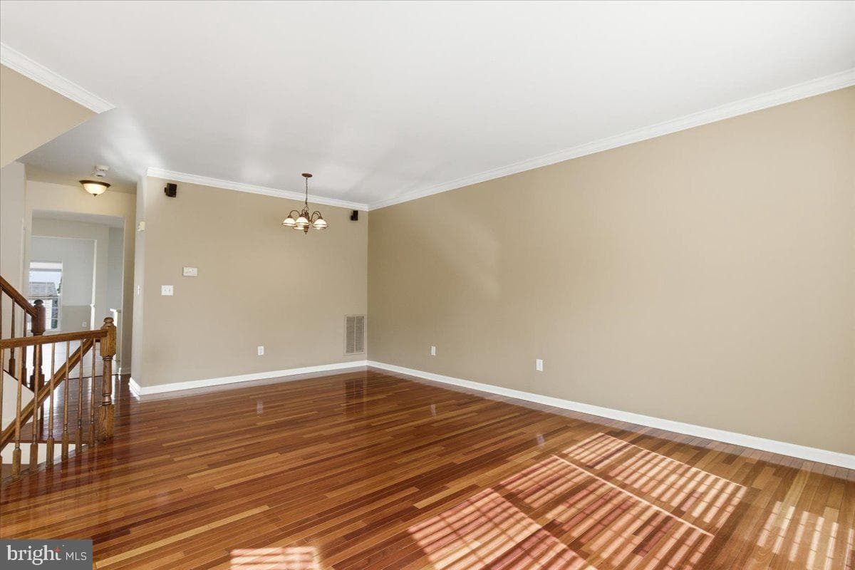 6636 Hunter Creek Lane photo 16