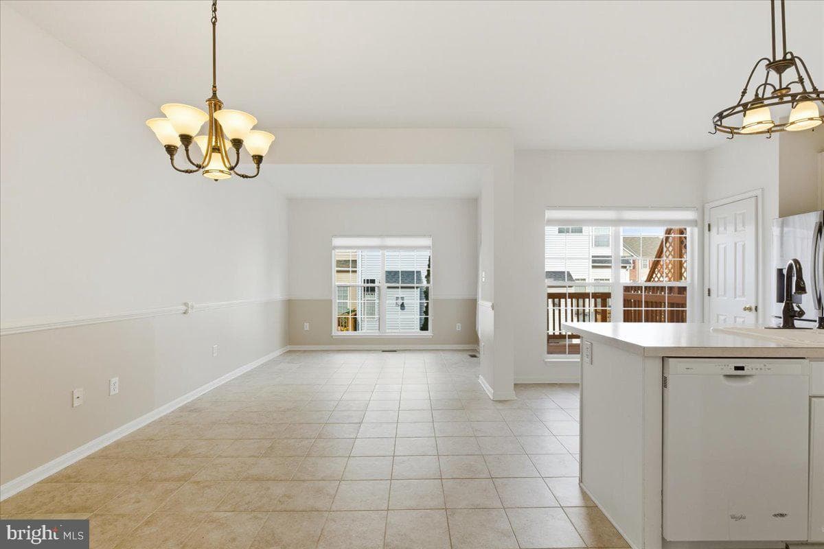 6636 Hunter Creek Lane photo 18