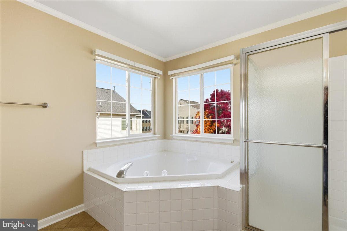 6636 Hunter Creek Lane photo 40