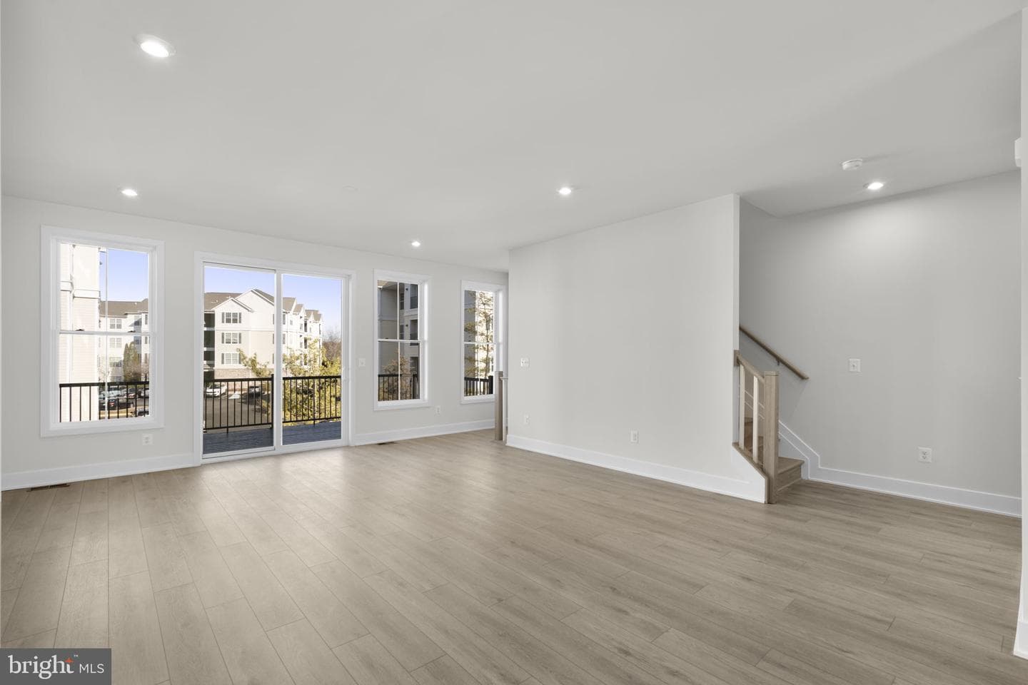 13730 Aviation Place photo 18