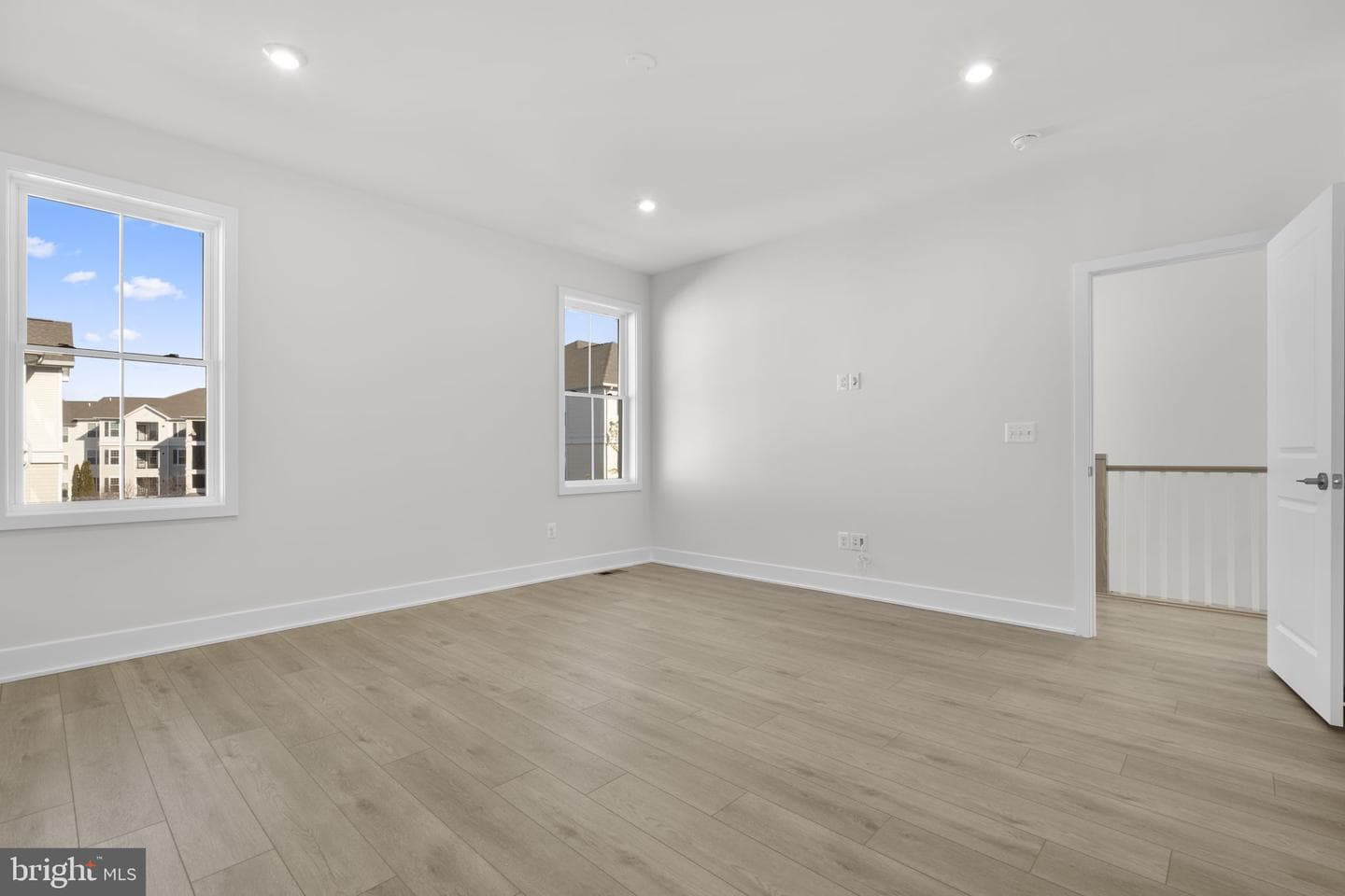 13730 Aviation Place photo 22