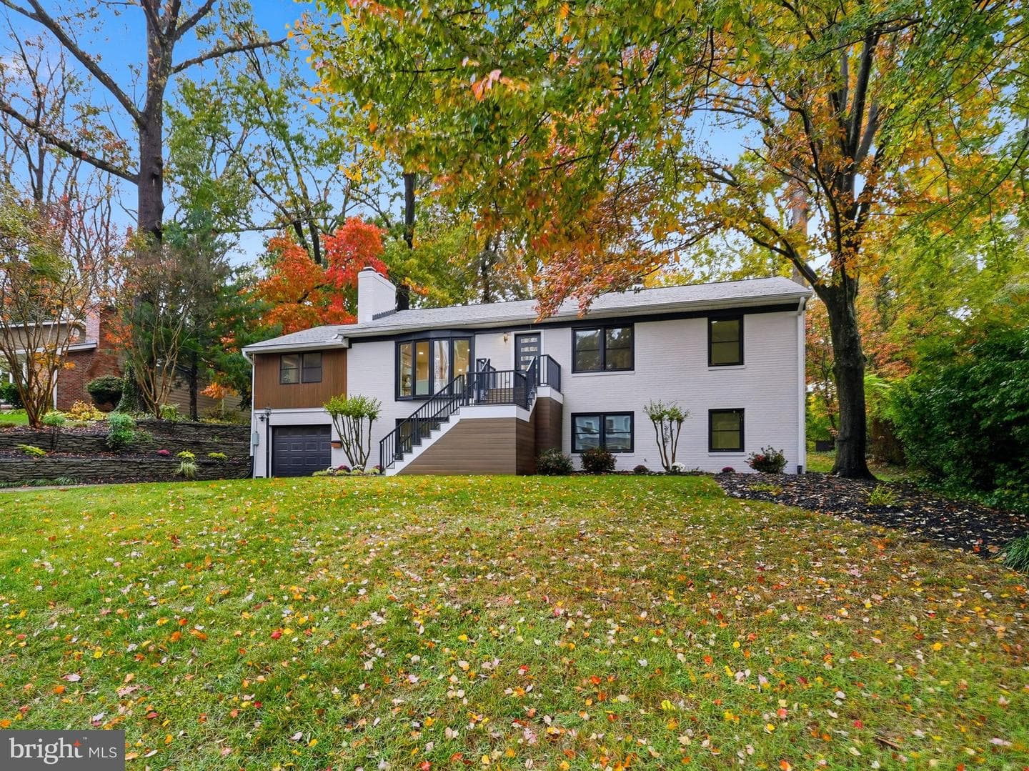 6434 Woodville Drive photo 2