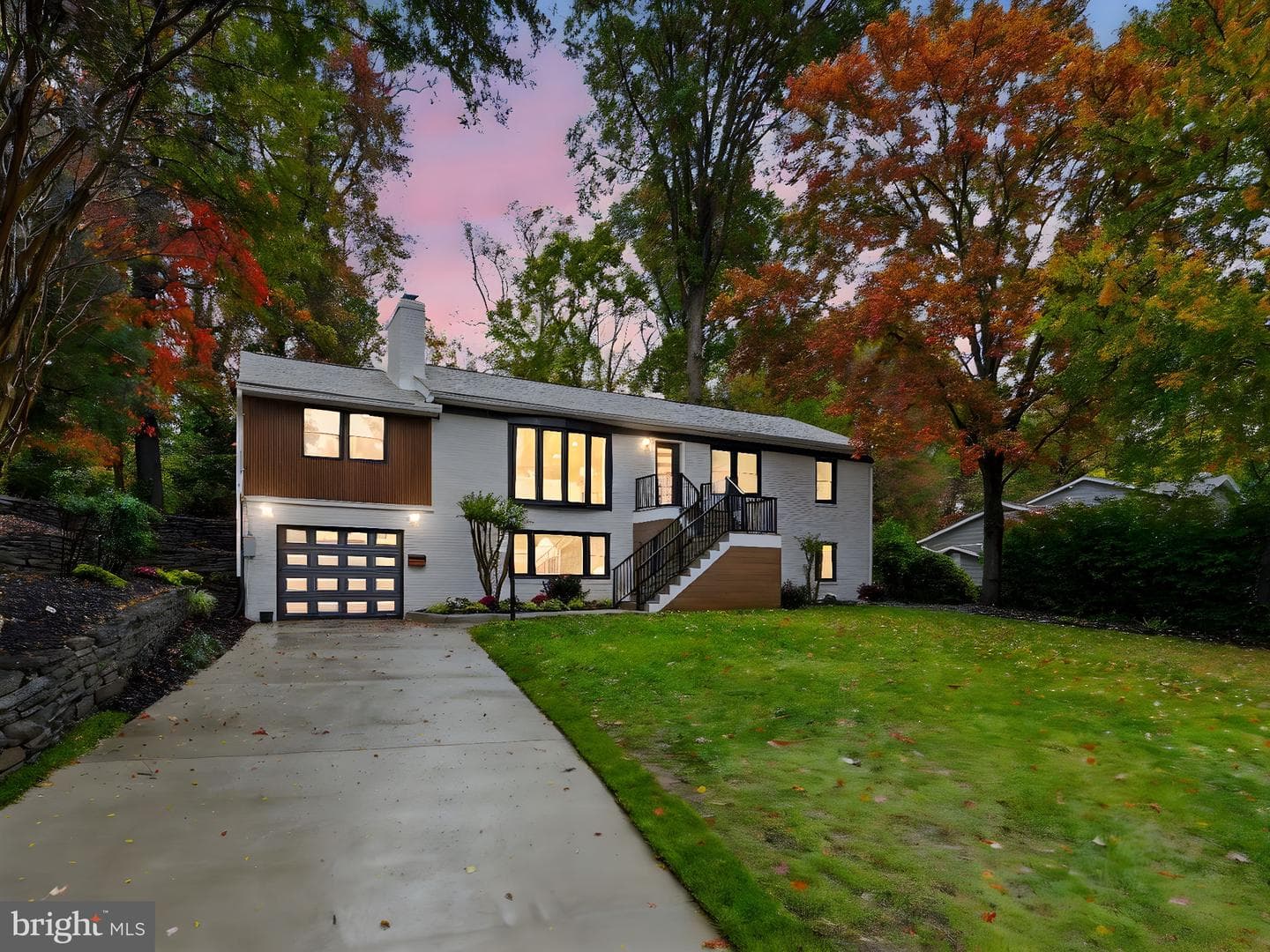 6434 Woodville Drive photo 4