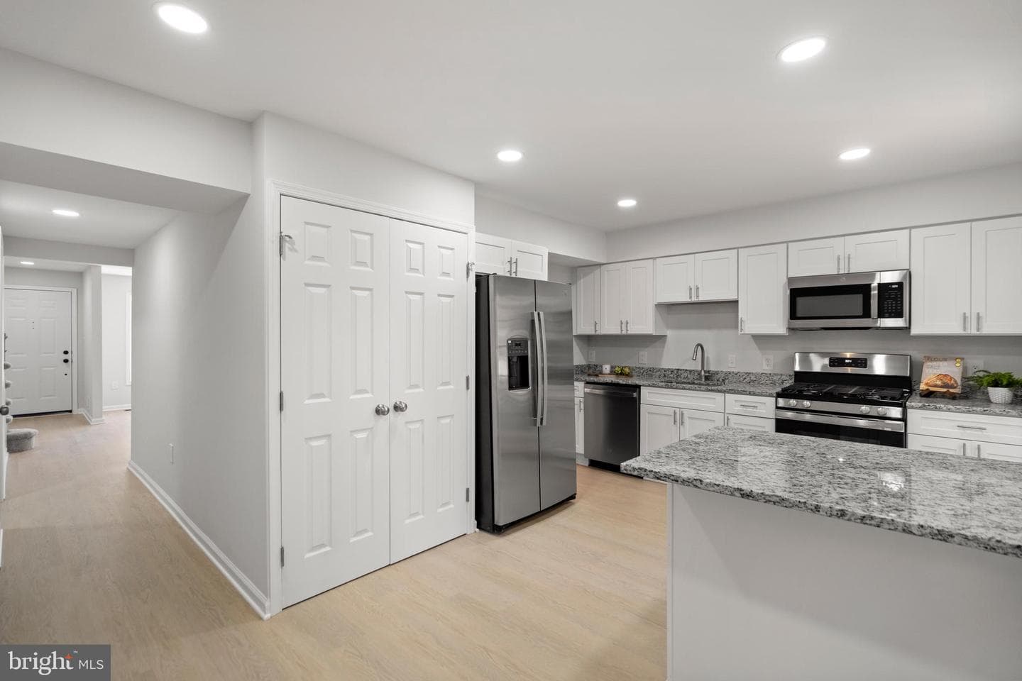 9521 Cherry Oak Court photo 12