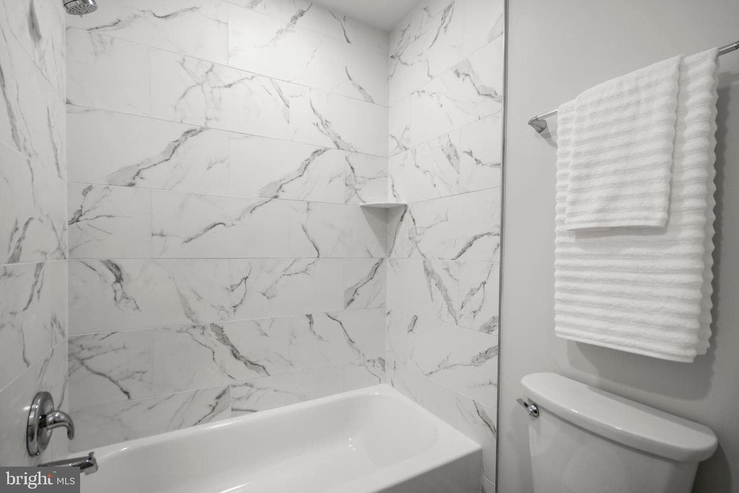 9521 Cherry Oak Court photo 26