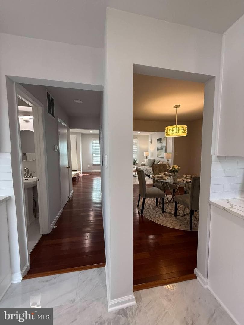 8580 Tyrolean Way photo 14