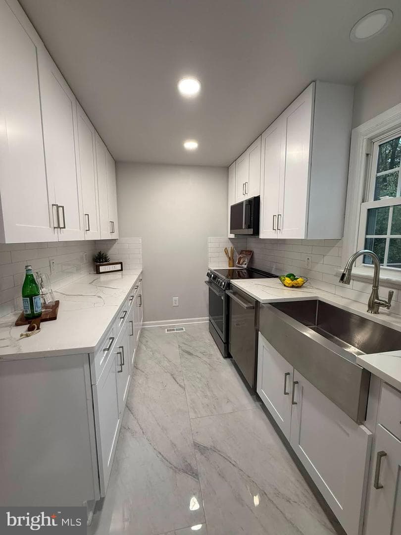8580 Tyrolean Way photo 19