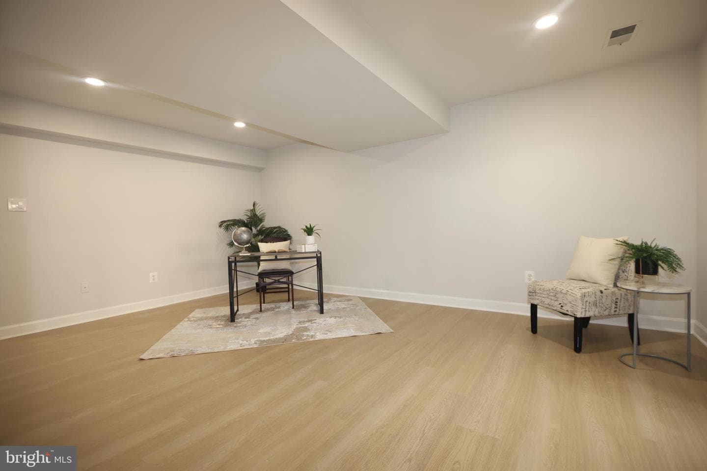 8580 Tyrolean Way photo 42