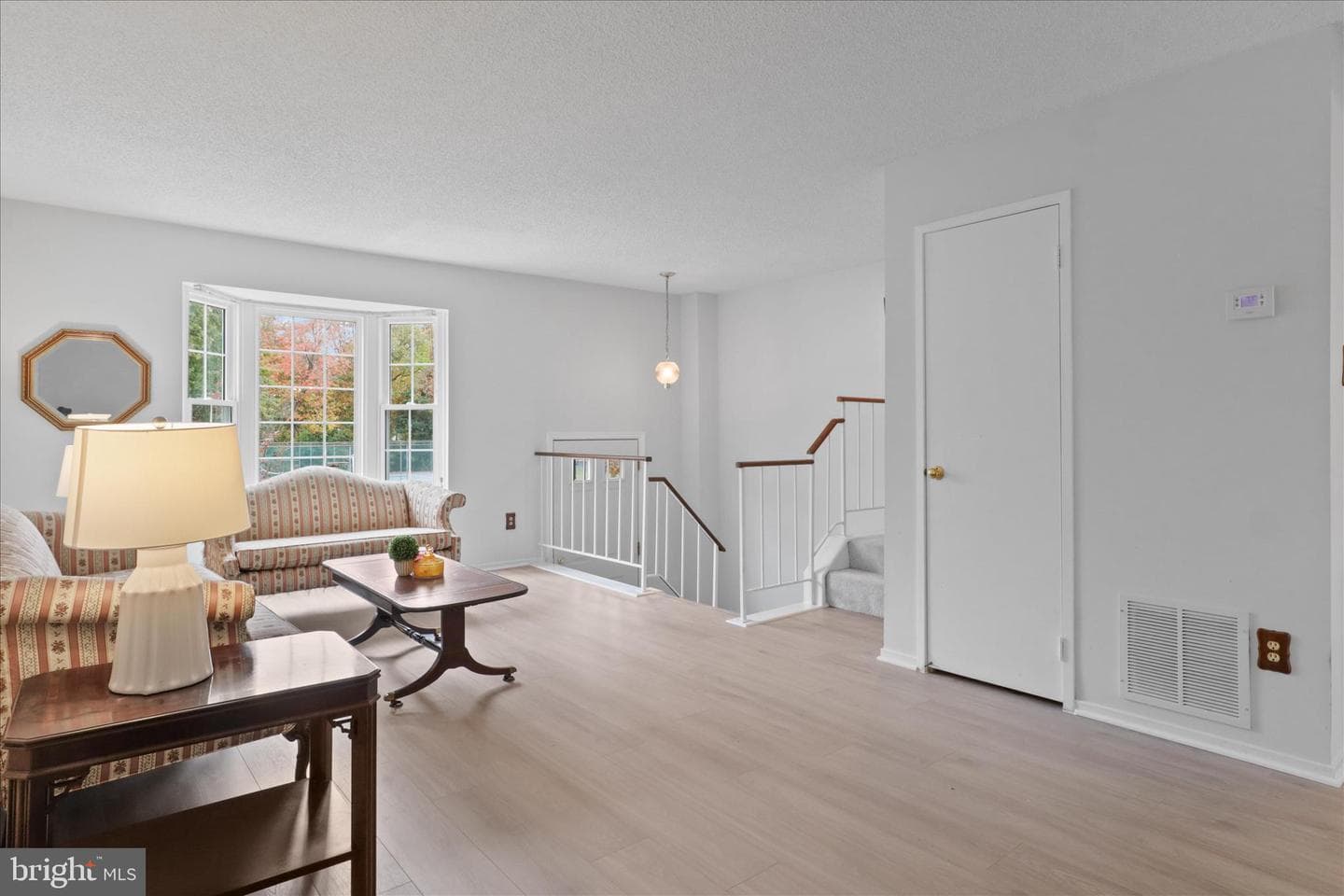 8927 Waites Way photo 9