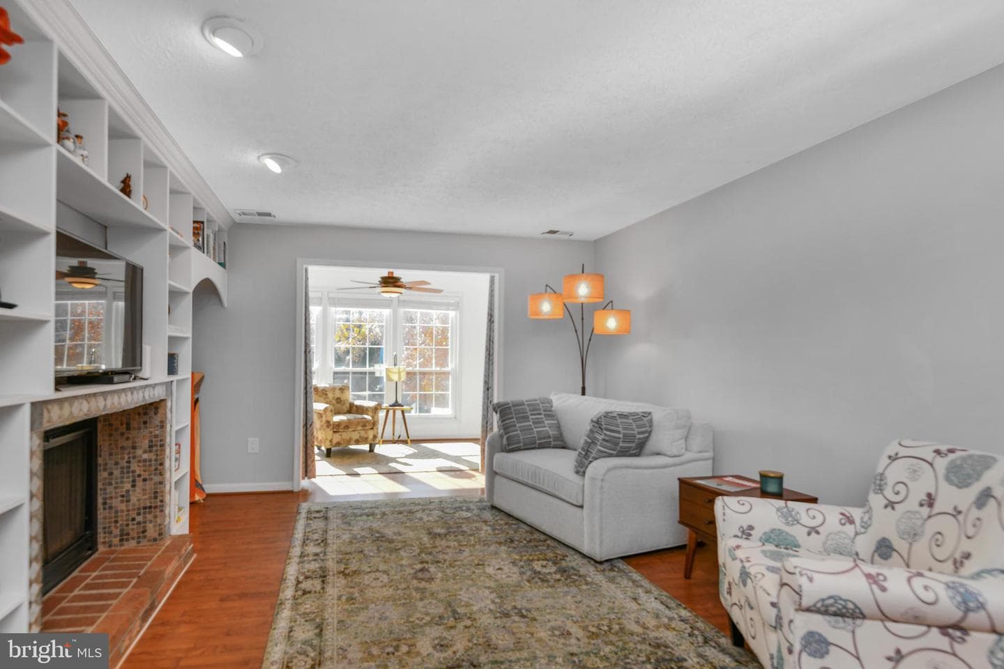 10002 Oakton Terrace Road photo 12